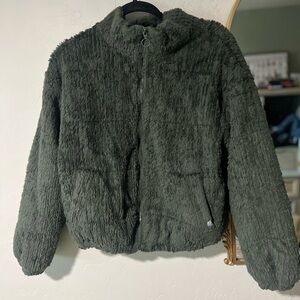 The American Outdoorsman Olive Green Cropped  Soft Winter Puffer Jacket Size S